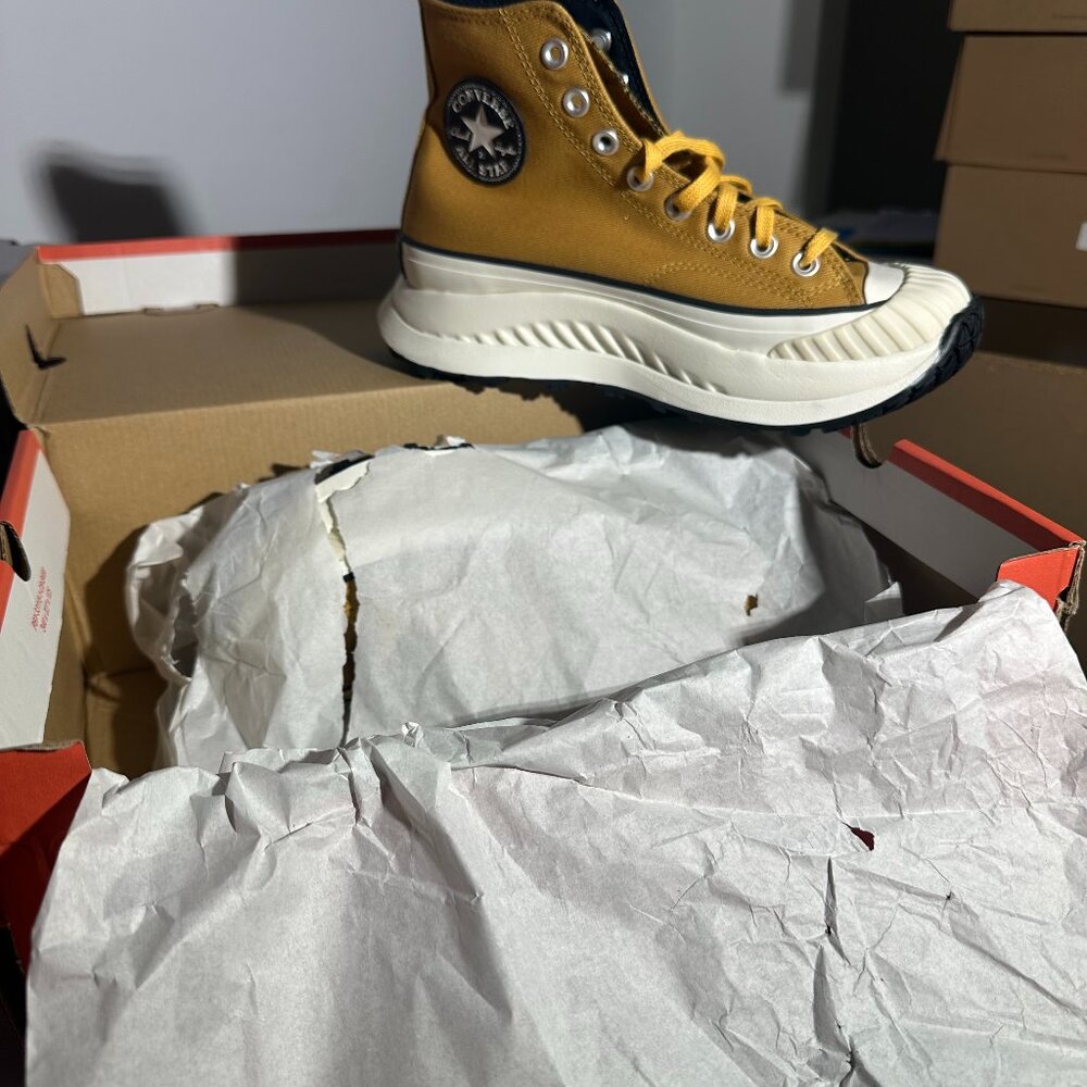 CONVERSE CT 70 AT-CX Burnt Honey/ Thrift shop Yellow